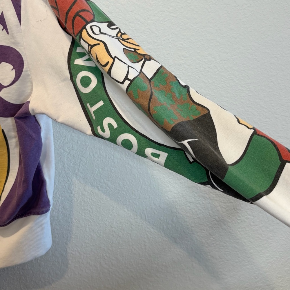 NBA Exclusive Cropped Sweatshirt Chicago Bulls Lakers Celtics Graphic Large - Picture 5 of 10